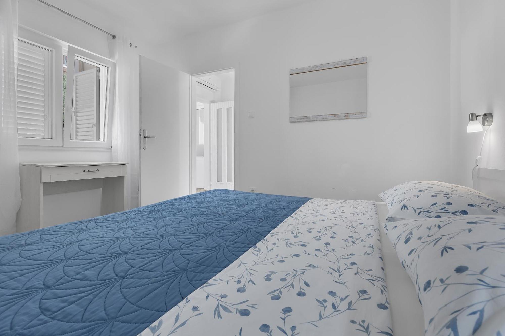 Apartments By The Sea Podgora, Makarska - 2596 Habitación foto